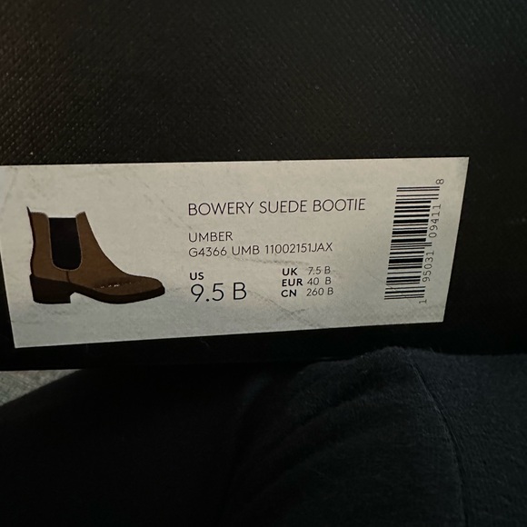 NIB Coach Bowery Beadchain Chelsea Boot - Picture 9 of 10